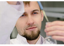 Российские химики создали катализаторы из&nbsp;винной кислоты