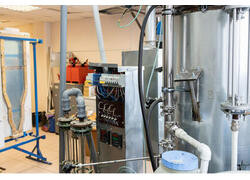 Уральские ученые усовершенствовали установку для получения газового топлива из&nbsp;древесного опила