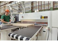 Новая линия раскроя фанеры запущена на&nbsp;комбинате &laquo;Свеза&raquo; в&nbsp;Костроме