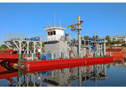 В&nbsp;Архангельской области спустили на&nbsp;воду новый земснаряд проекта Ц-480ДА