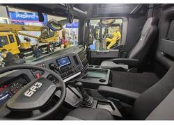 Новые российские грузовики БАЗ с&nbsp;колёсной формулой 6&times;6&nbsp;&mdash; самосвал на&nbsp;22 тонны и&nbsp;седёльный тягач