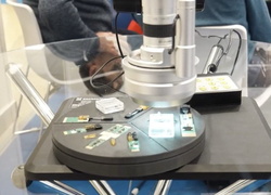 ЗНТЦ представил новейшую фотонную интегральную схему