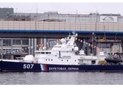 Флаги на&nbsp;сторожевом корабле проекта 10410 &laquo;Светляк&raquo;