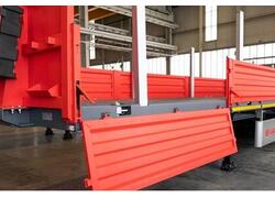 Новый российский бортовой полуприцеп ULTRAILER